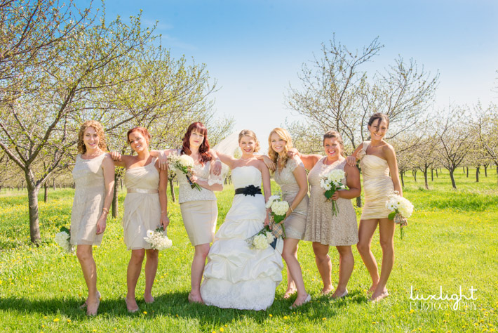 fun photo idea for bridesmaids