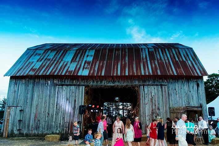 northern michigan barn wedding
