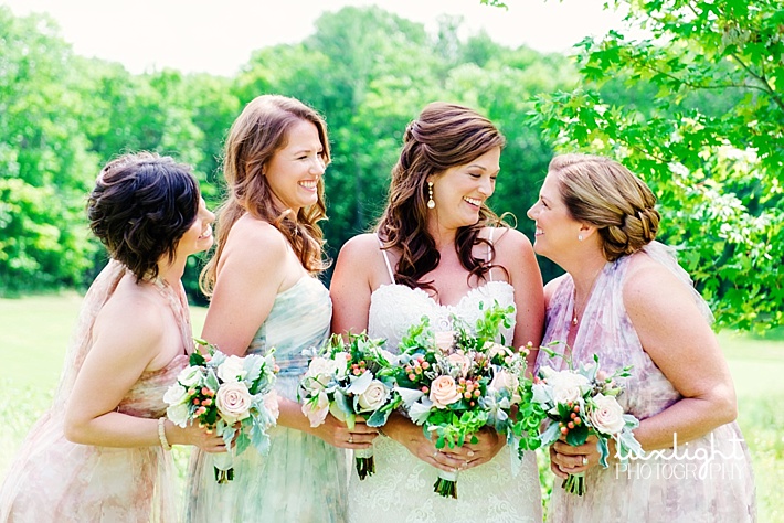 bridesmaids adorable photography