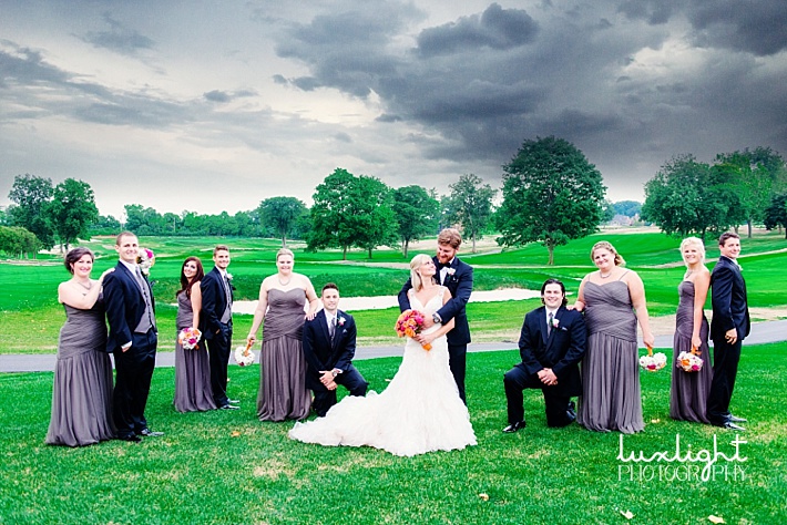 wedding portraits at Meadowbrook country club