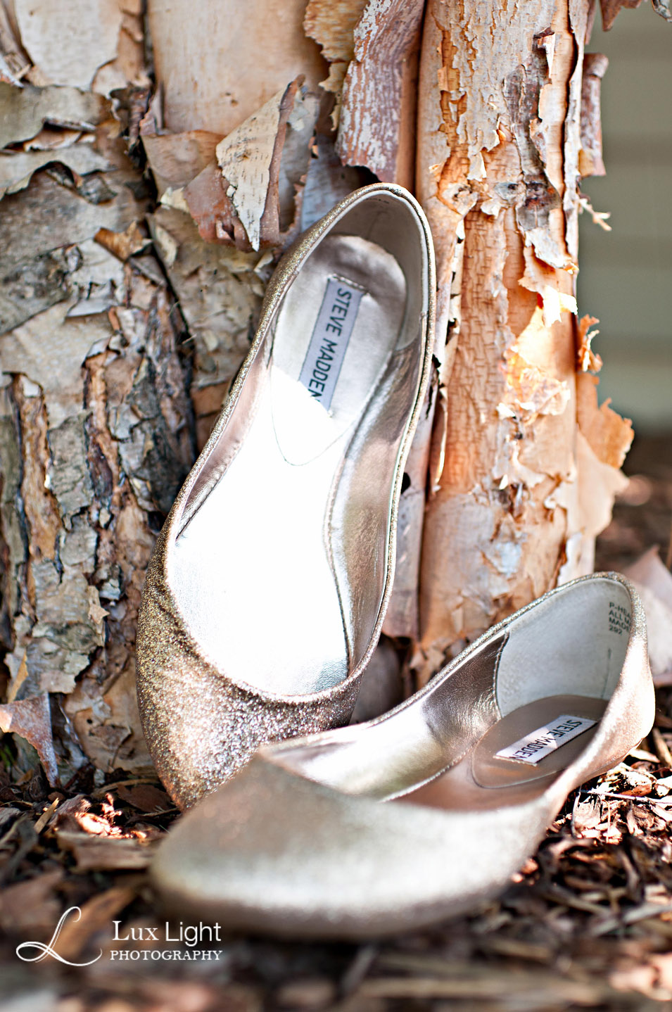 wedding-bride-shoes-lux-light-photography-07