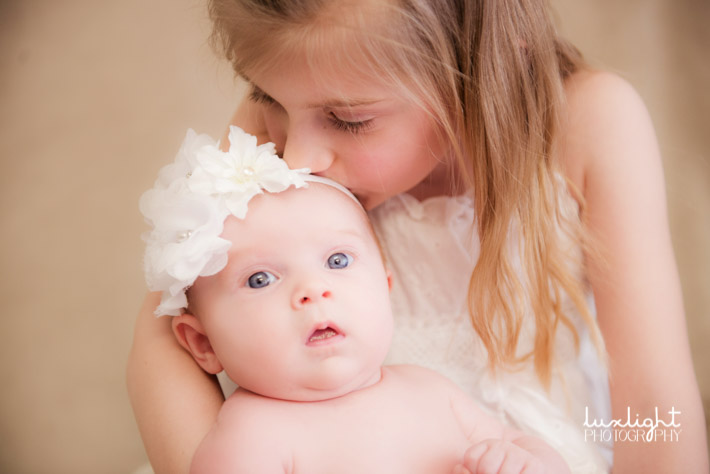 newborn photo with older sibling picture