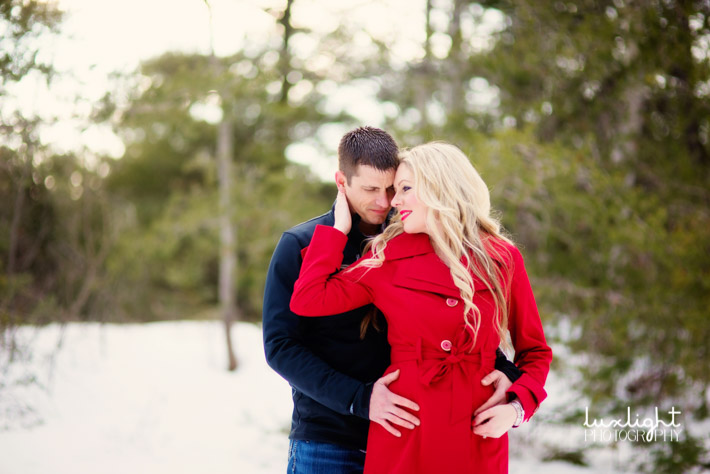 sexy engagement photo idea in the winter