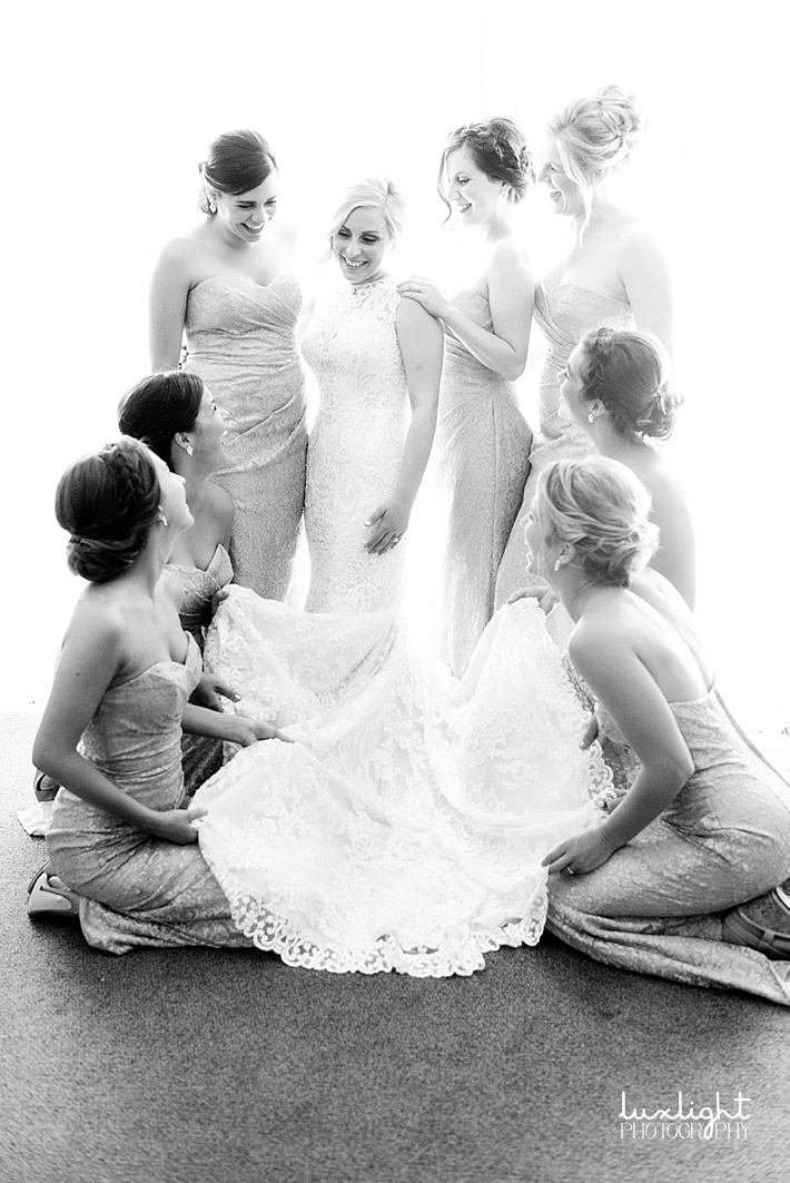 bride with brides maids 