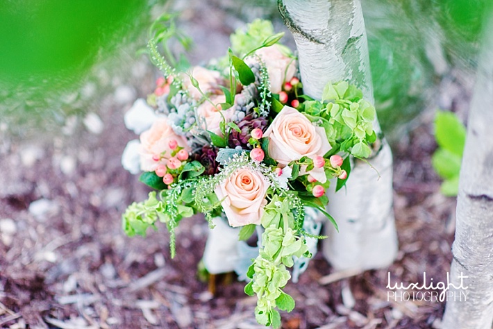 rose and succulent floral bouquets 